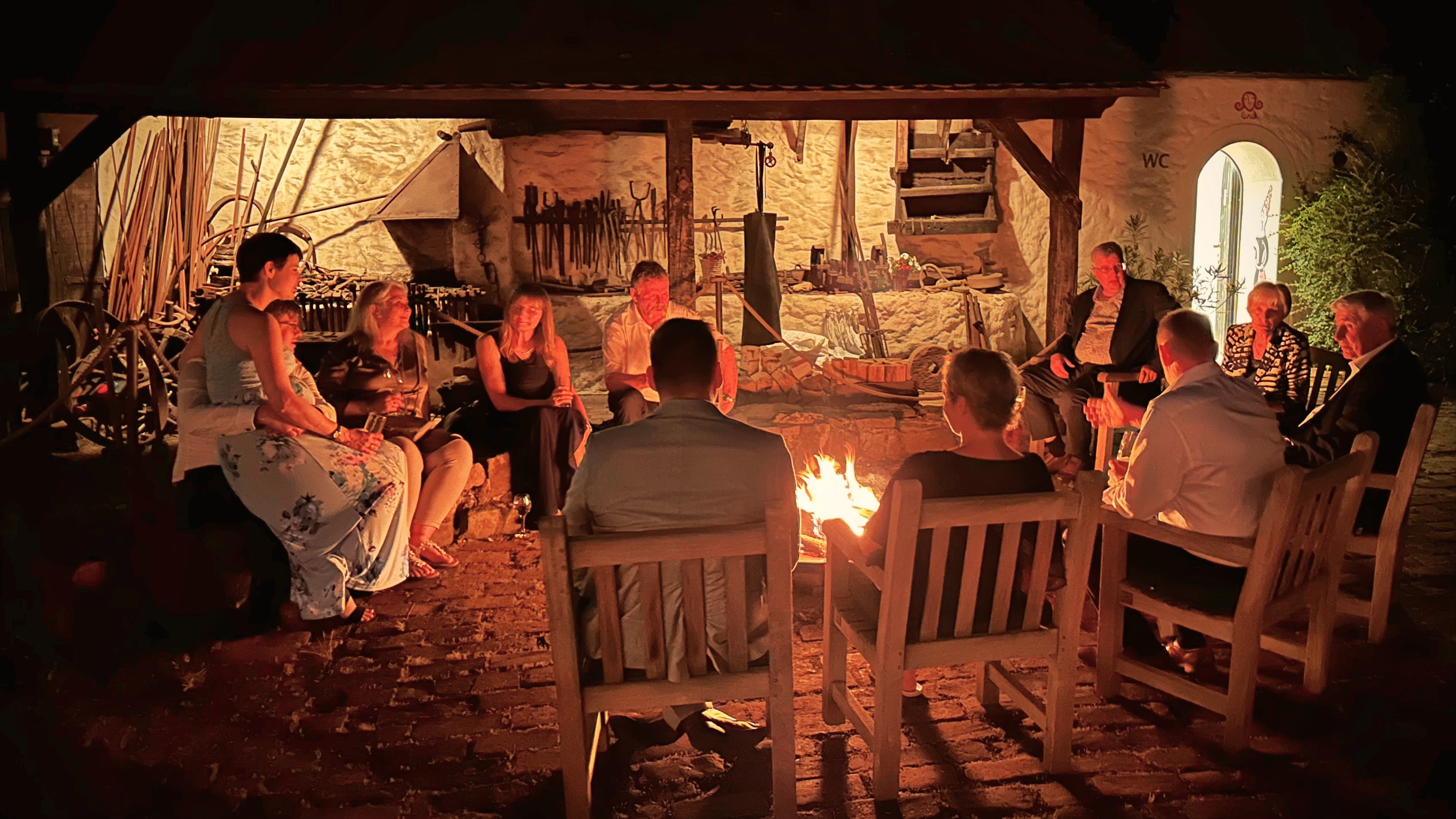 C4D3D29C-FB60-42ED-810E-687E6E0F0D41_1_201_a