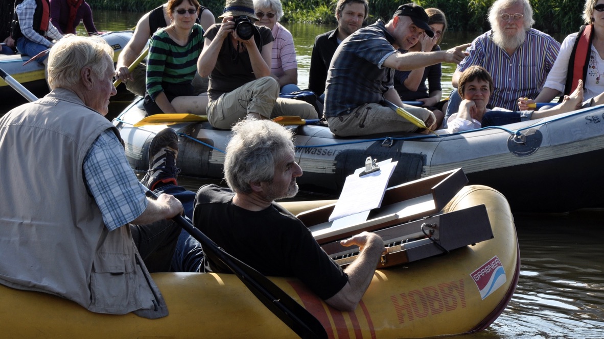 136E8B67-7A66-4C7A-B03E-EE92A690FFF0_1_105_c