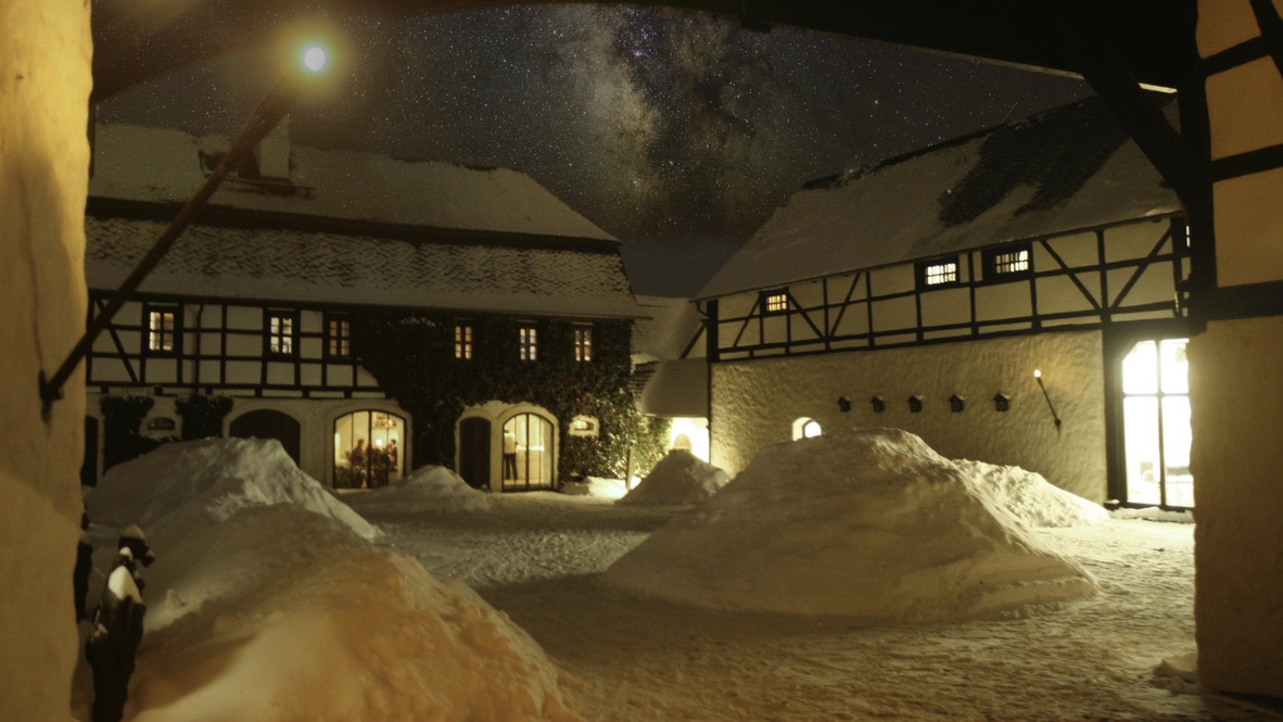 43D456BA-E30B-49A2-8567-83B902177044_1_105_c