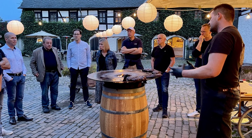 CBC829C4-E8E4-42DF-921A-1586B3FEC172_1_201_a