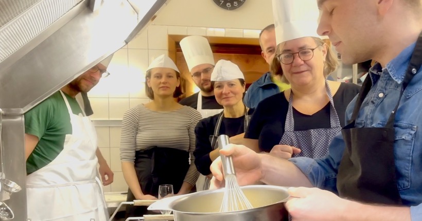 FD42ACDB-3689-48D2-804B-BB8EE7894A55_1_105_c