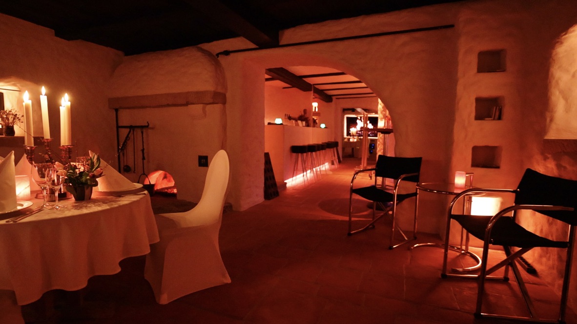 BF375D1A-1BCF-4510-AFE4-826D286DB310_1_105_c