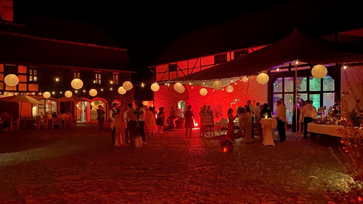 A690BF3A-F28F-49F1-B714-AC28AFB4638A_1_105_c