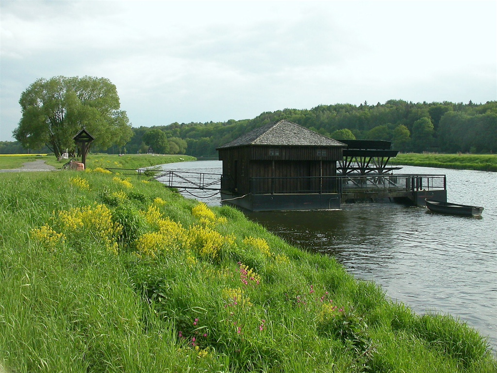 34F3678F-E306-4701-A971-A98B189070EA_1_105_c