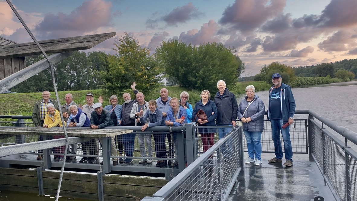 AF7336B5-0E57-498B-B77B-3F7B41A2CED5_1_105_c